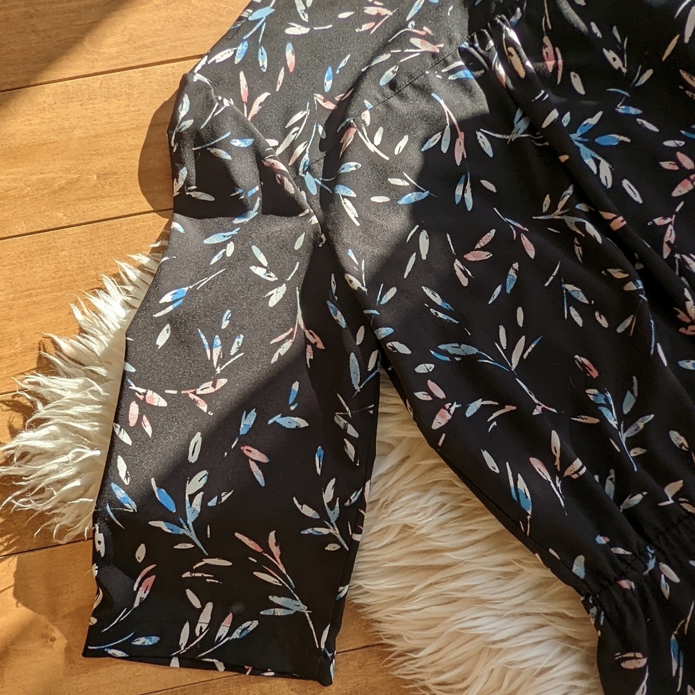 REITMANS - Floral Print Jump Suit - Picture 3 of 12